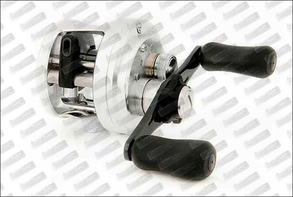 SHIMANO Calcutta 401D